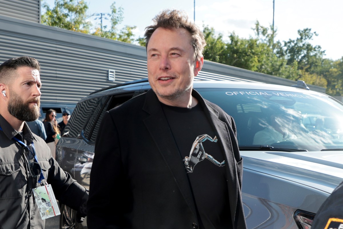 Elon Musk spends half his time talking robots and AI on Tesla earnings calls