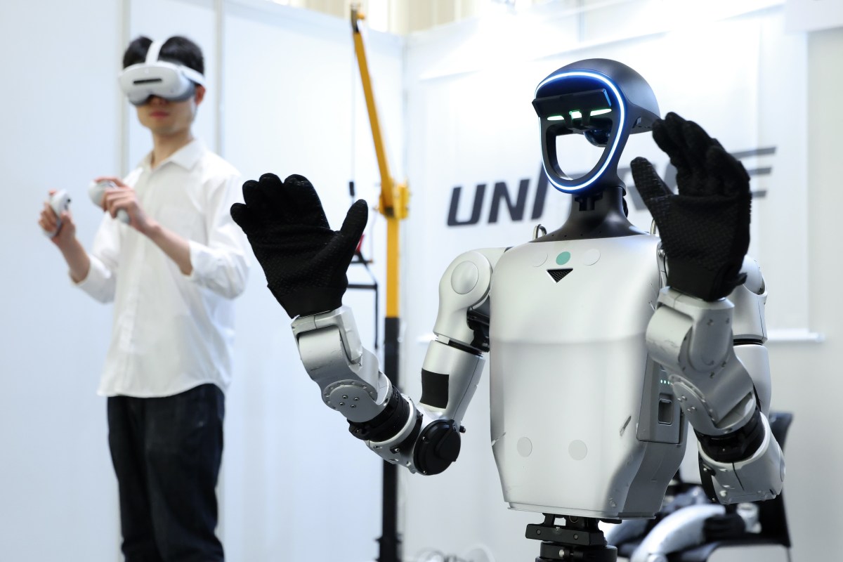 Robot brain builders are pushing out of their GPT-2 era